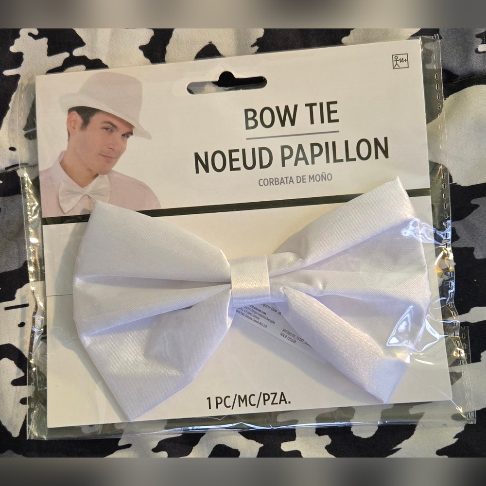 NEW White Bow Tie